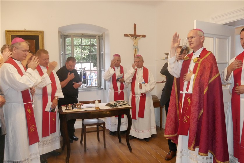 Mons. Ratko Perić: “Blaženi Bulešić je uzor u vjernosti zvanju”